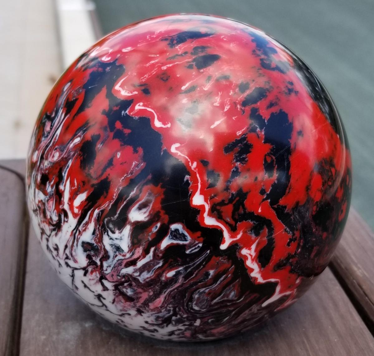 Red_Black_White_Joe Bocce Balls_3