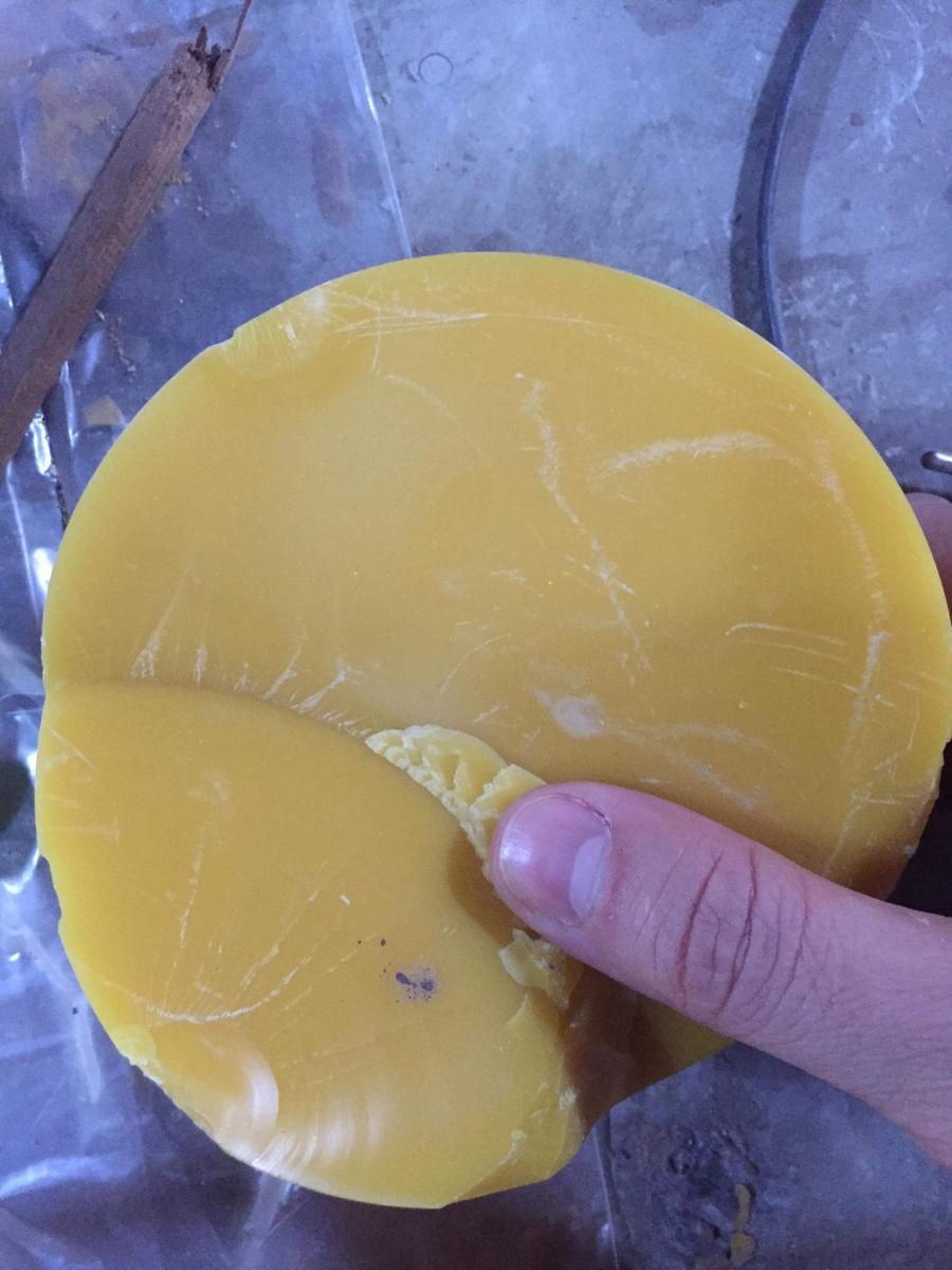 Yellow_Solid_Joe Bocce Balls_Cut